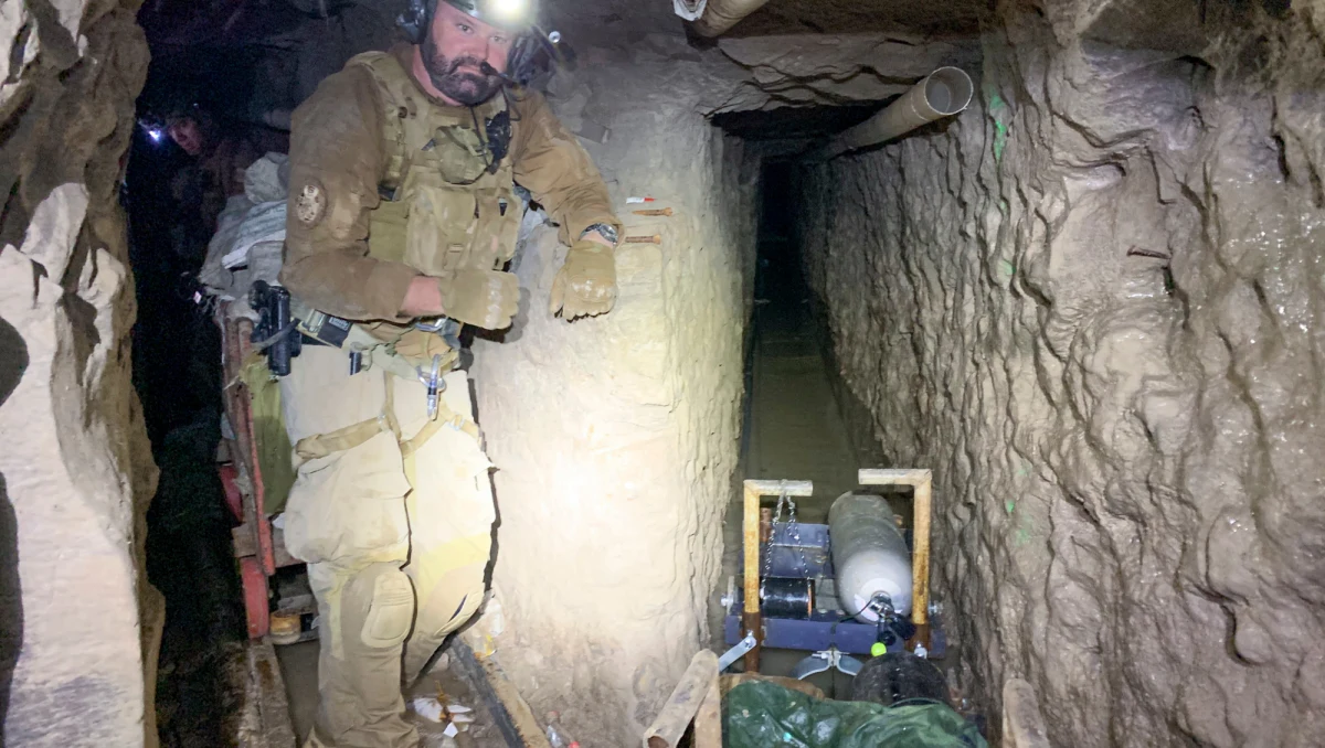 Agenci federalni w  San Diego odkryli podziemny tunel do przemytu narkotyków. Nielegalny obiekt był wyposażony w system wind i elektryczność.