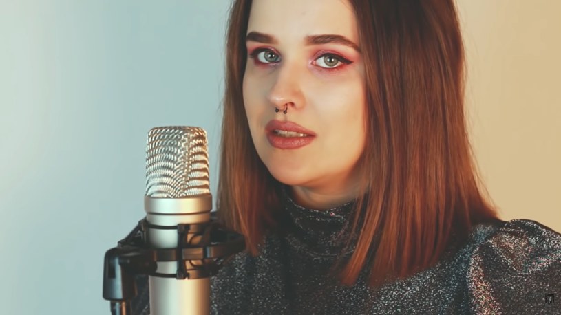 Sandra Rugała, znana youtuberka, a prywatnie fanka Billie Eilish postanowiła stworzyć polski cover utworu swojej idolki. 