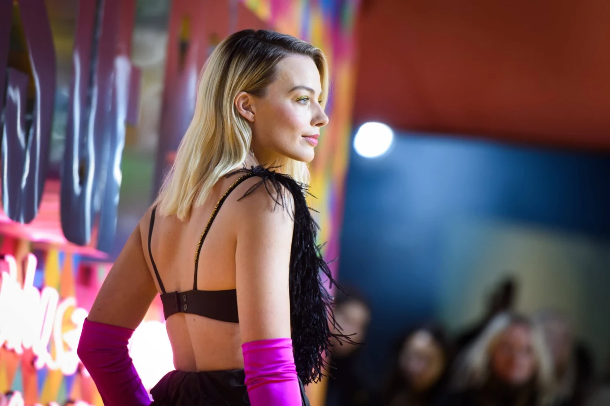 "Ptaki nocy" to nowy film z Margot Robbie w głównej roli. "Trochę się denerwuję" - mówiła przed światową premierą w Londynie. "Ale jestem bardzo podekscytowana, bo pełnię przy tym filmie aż dwie role - aktorki i producentki" - dodała Margot Robbie. 