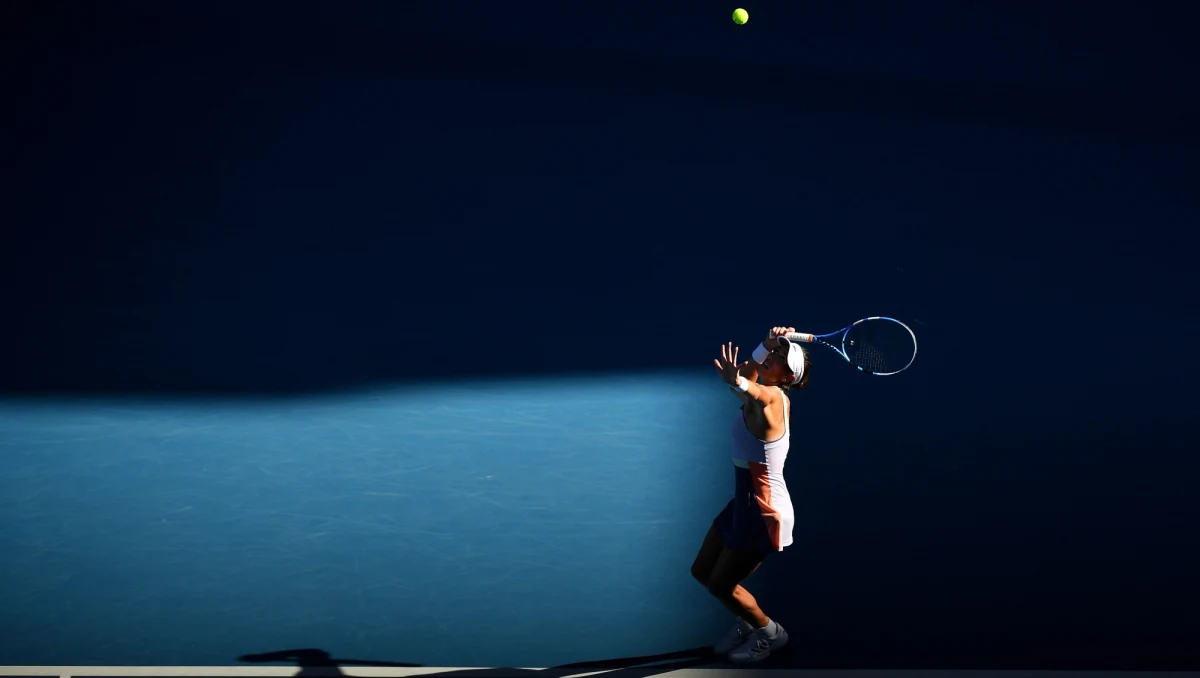 Faworytki przegrały swoje półfinały i w rozstrzygającym o triumfie w Australian Open meczu zobaczymy pojedynek Sofii Kenin i Garbine Muguruzy. Ta pierwsza pokonała liderkę światowego rankingu Ashleigh Barty. Ta druga odprawiła w półfinale Simonę Halep. Taki finał to zaskoczenie, ale kobiecy tenis jest coraz bardziej wyrównany i trudno przewidywać zwyciężczynię turnieju. 