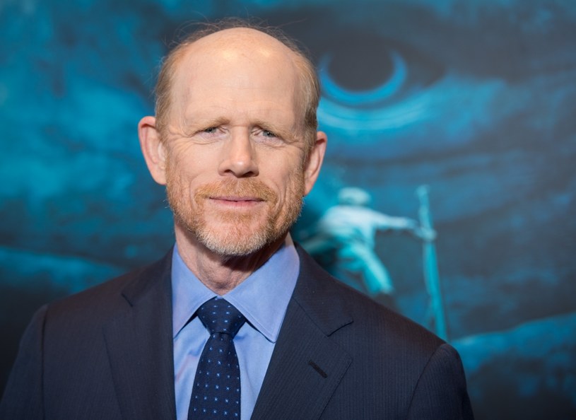 Amerykański reżyser Ron Howard, który ma na koncie takie filmy biograficzne jak „Apollo 13”, „Piękny umysł” czy „Wyścig”, powraca do tego gatunku. Kolejnym projektem, którym się zajmie, będzie film „Thirteen Lives” poświęcony akcji ratunkowej w jaskini Tham Luang, która miała miejsce w 2018 roku.