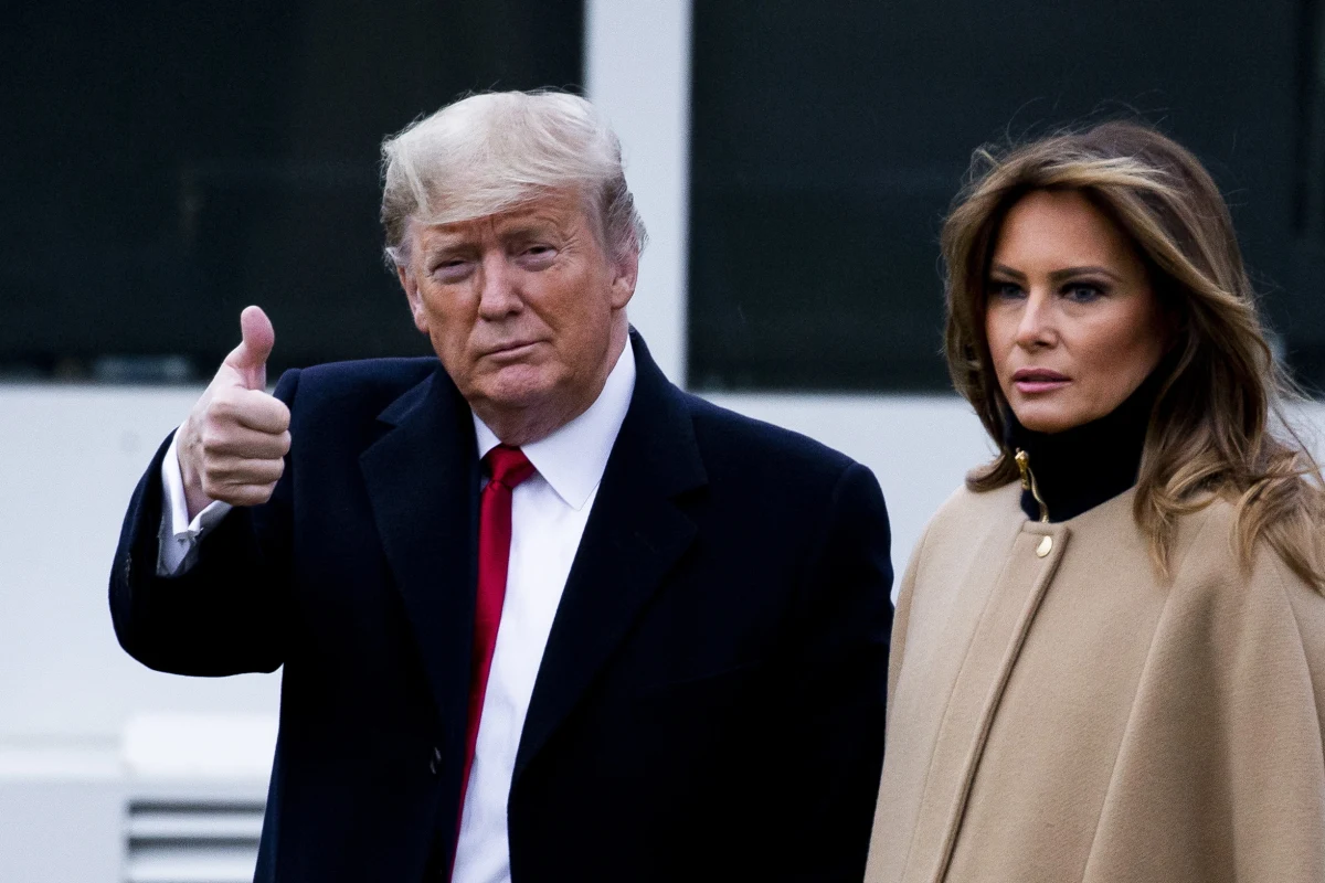 ​Śpiewaczka operowa, która przejechała przez dwa punkty kontroli na terenie posiadłości prezydenta USA Donalda Trumpa Mar-a-Lago na Florydzie, odmówiła stawienia się w sądzie. Kobieta jest oskarżona o napaść na funkcjonariusza po piątkowym pościgu przez Palm Beach.