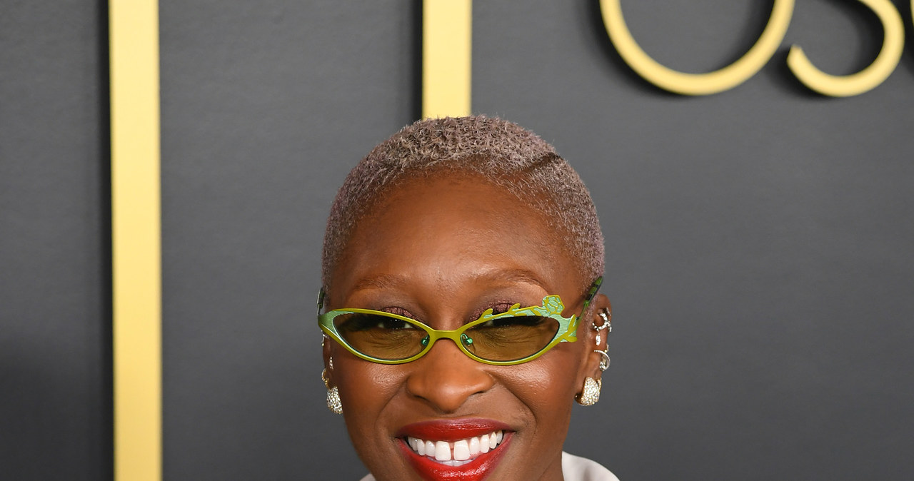 ​Cynthia Erivo to jedyna czarnoskóra aktorka nominowana do Oscara w 2020 roku. Ale gwiazda nie czuje się przez to w żaden sposób wyróżniona. Mówi wprost. "To bardzo smutne, że nie ma innej czarnoskórej kobiety wśród nominowanych".