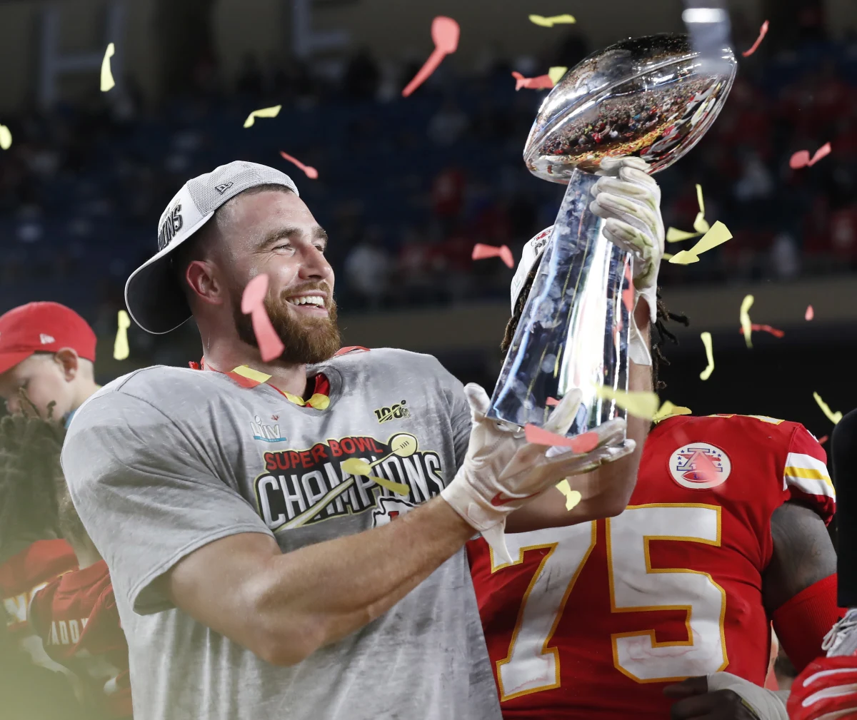 Zespół Kansas City Chiefs po raz drugi w historii został mistrzem ligi futbolu amerykańskiego NFL. W niedzielnym Super Bowl na stadionie w Miami pokonał walczących o szósty tytuł San Francisco 49ers 31:20.