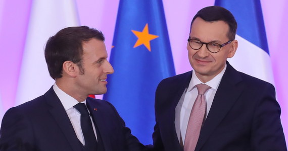 Wizyta prezydenta Francji w Polsce jest przełomowa; wiele jej elementów otwiera nowe rozdziały w historii naszej relacji - mówił w poniedziałek premier Mateusz Morawiecki na wspólnej konferencji z prezydentem Francji Emmanuelem Macronem.