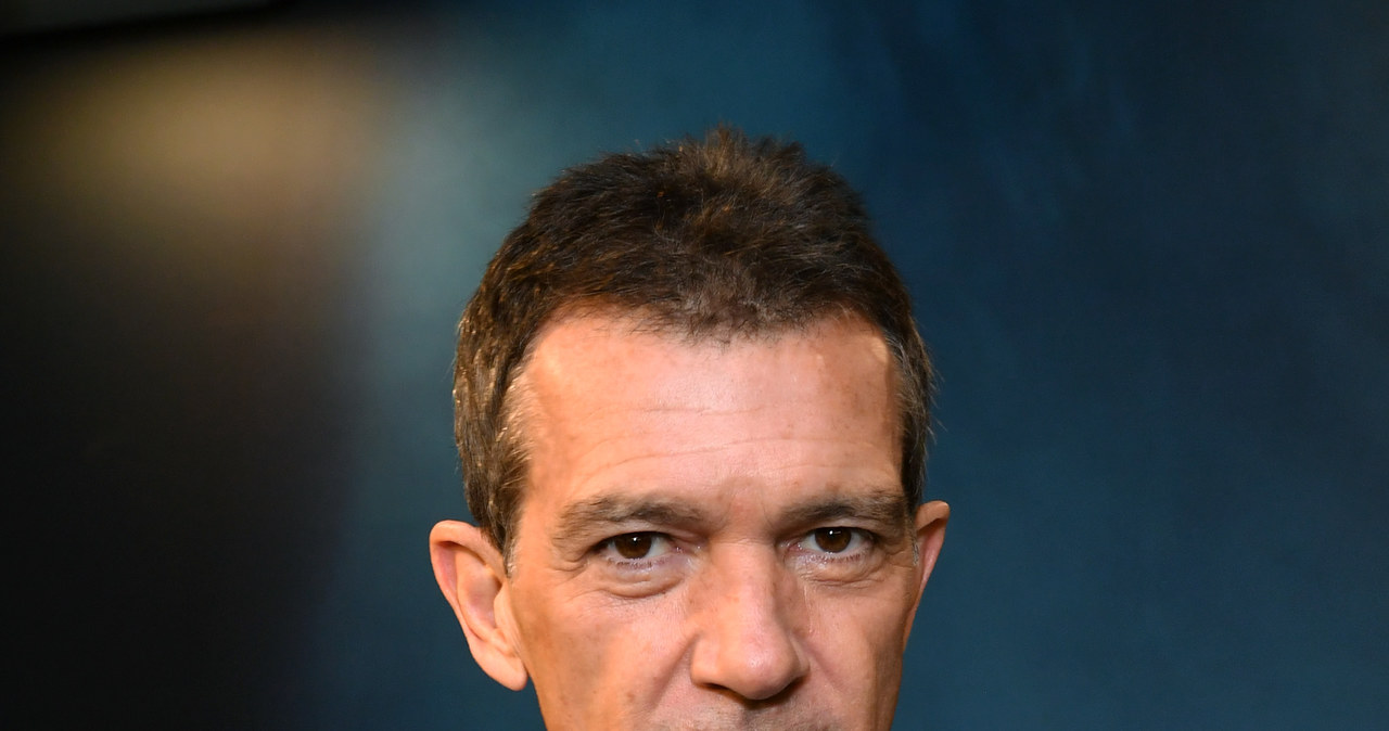 Antonio Banderas, gwiazdor takich produkcji, jak "Desperado" czy "Maska Zorro", po raz pierwszy w swojej karierze otrzymał nominację do Oscara. To prestiżowe wyróżnienie hiszpański aktor postrzega jako zwieńczenie wieloletniej współpracy z reżyserem Pedro Almodovarem. "To niemal sen" - przyznaje.