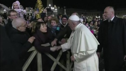 Papież spotkał się z kobietą, którą w sylwestrowy wieczór uderzył w dłoń