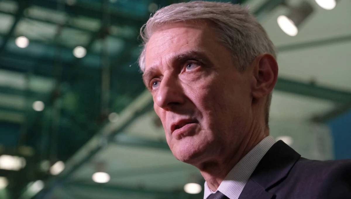 To rodzaj wyzwania rzuconego Unii Europejskiej, a także ostentacyjne powiedzenie, że nie liczymy się z zastrzeżeniami formułowanymi w Polsce i za granicą, bo sami wiemy lepiej - tak rzecznik SN sędzia Michał Laskowski odniósł się do podpisania przez prezydenta noweli ustaw sądowych. 