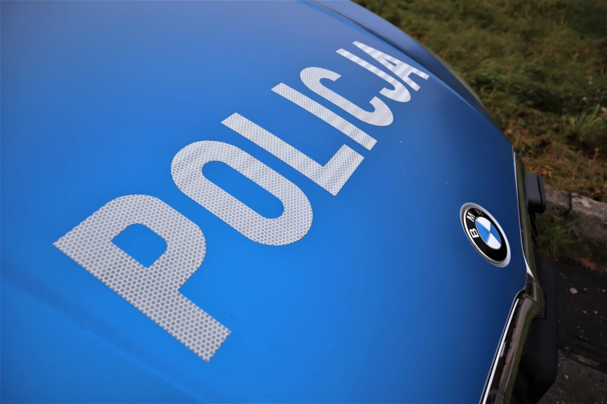 Policja w Ostrowie Wlkp. wszczęła poszukiwania 35-letniego mieszkańca powiatu ostrowskiego, który zaginął w Karpaczu. Cztery dni temu mężczyzna wyszedł z pensjonatu, zostawiając dwoje dzieci w wieku 15 i 9 lat – przekazała w środę rzecznik prasowy ostrowskiej policji Małgorzata Banaś.