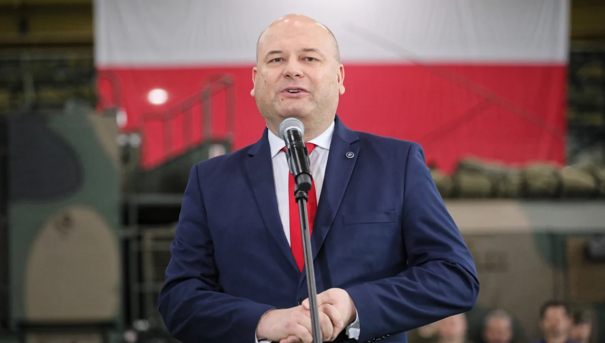 Witold Słowik został odwołany ze stanowiska prezesa Polskiej Grupy Zbrojeniowej. Odwołano także dwóch członków zarządu. Rada Nadzorcza postanowiła rozpisać konkurs na prezesa, wiceprezesa i członków zarządu - poinformowała PGZ. 