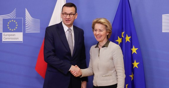 To było bardzo konstruktywne i pozytywne spotkanie, na którym dokładnie omówiliśmy kwestie unijnego budżetu - mówił premier Mateusz Morawiecki po spotkaniu z szefową KE Ursulą von der Leyen w Brukseli. Myślę, że dzisiaj posunęliśmy się do przodu w kilku aspektach - podkreślił. 