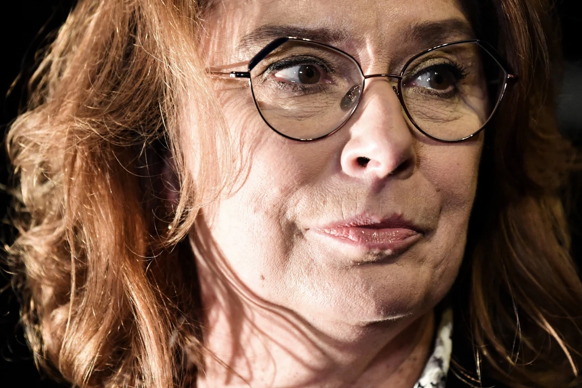 Inicjatywa Polska zdecydowała o poparciu kandydatury Małgorzaty Kidawy-Błońskiej w wyborach prezydenckich – poinformowała szefowa tej partii Barbara Nowacka. "Połączyły nas praworządność i konstytucja, ale też zrozumienie praw człowieka, siła praw kobiet, rozumienie, że wolność każdej i każdego z nas do decydowania o tym, jak żyć, jak czuć się bezpiecznie i godnie, jest fundamentem demokratycznego państwa prawa" – podkreśliła.