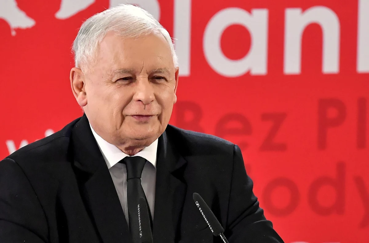 "Nie może być mowy o sprawiedliwej Polsce bez właściwie funkcjonującego wymiaru sprawiedliwości" – stwierdził w liście do uczestników konwencji Solidarnej Polski lider Prawa i Sprawiedliwości Jarosław Kaczyński. "Doskonale pamiętamy, że siły głównego nurtu, najpierw tworzące, a potem utrwalające system postkomunistyczny zawsze były zmianom w tej dziedzinie przeciwne” – podkreślił. . 