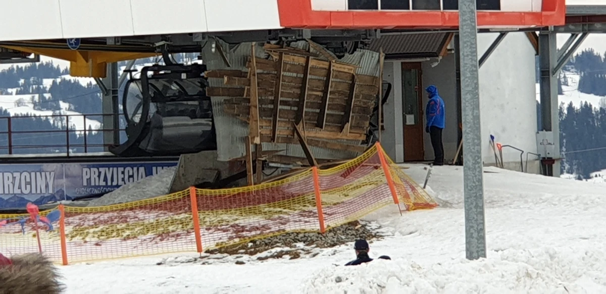 Świadek wypadku w Bukowinie Tatrzańskiej opowiedział reporterowi RMF FM o okolicznościach tragicznego wydarzenia, w którym zginęły matka i córka, a trzy kolejne osoby zostały poszkodowane.