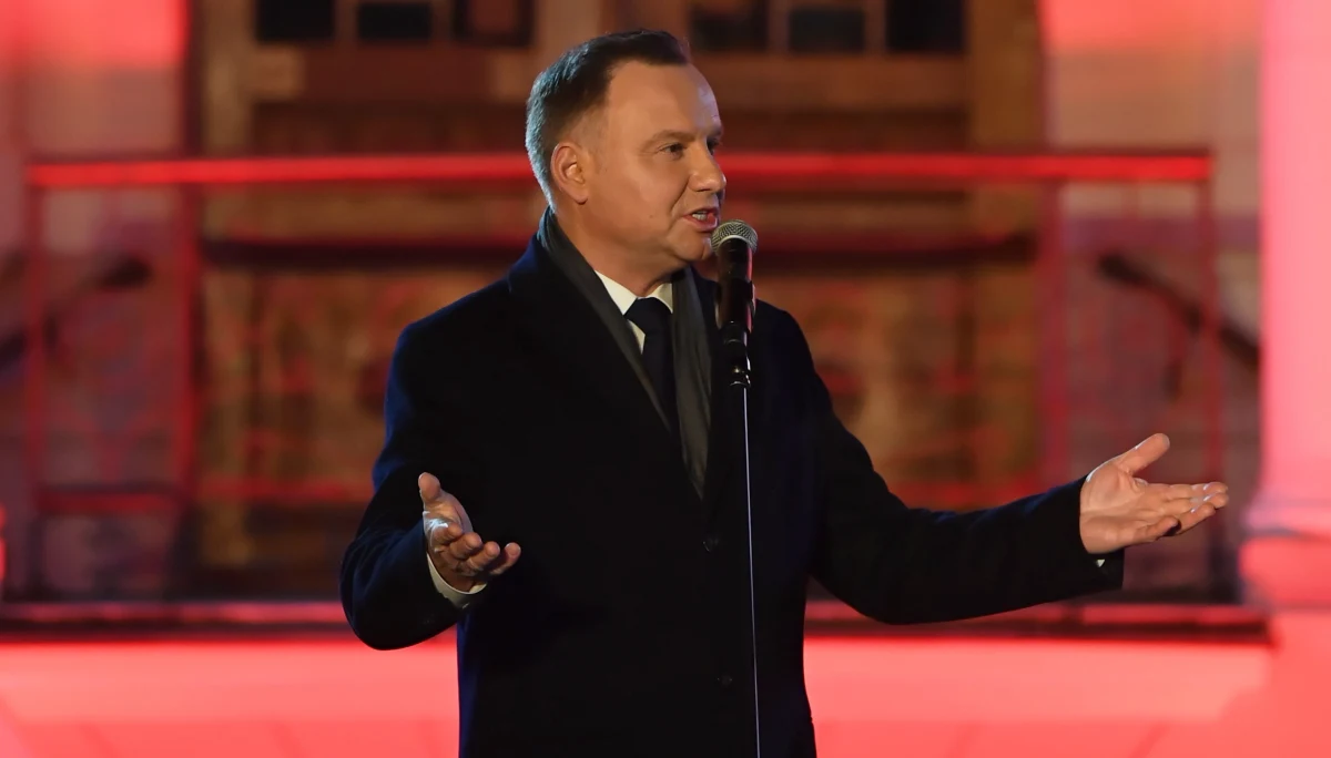 Działania na rzecz wypłaty 13. emerytury zadeklarował w Wejherowie w Pomorskiem prezydent Andrzej Duda. Zaapelował o kontynuację planów rozbudowy portów i sieci komunikacyjnej. 