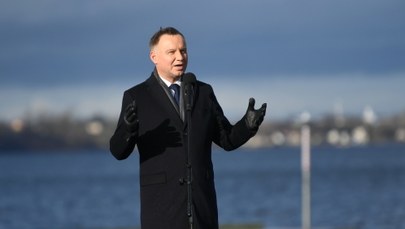 Prezydent Andrzej Duda wygwizdany podczas przemówienia w Pucku