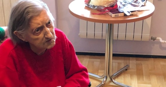 "Najważniejszy w życiu jest spokój" - mówi pani Stefania, chorzowianka, która w środę skończyła 100 lat. Jubilatka podkreśla twierdzi jednak, że nie zna sposobu na długowieczność.
