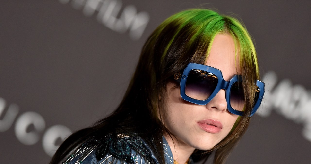 Powstał film dokumentalny o Billie Eilish. W produkcji "Billie Eilish: świat lekko zamglony" zobaczymy popularną wokalistkę w trasie, na scenie i w rodzinnym domu podczas pracy nad debiutanckim albumem, który zmienił jej życie. Premiera filmu 26 lutego w Apple TV+.