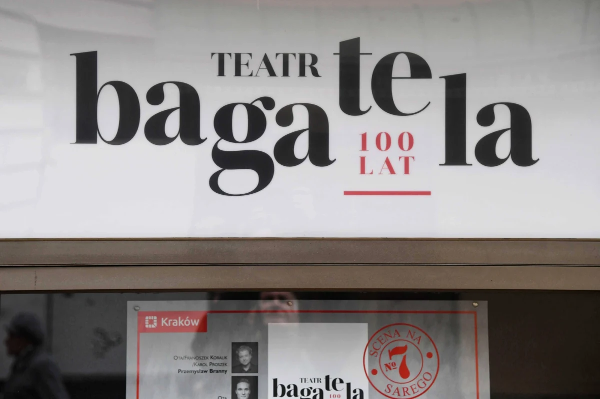 Krakowski magistrat ogłosił konkurs na stanowisko dyrektora Teatru Bagatela. Dokumenty można składać do 16 marca. Umowa z dotychczasowym dyrektorem - Henrykiem Jackiem S. - została rozwiązana po tym, jak prokuratura postawiła mu zarzuty molestowania seksualnego i łamania praw pracowniczych.