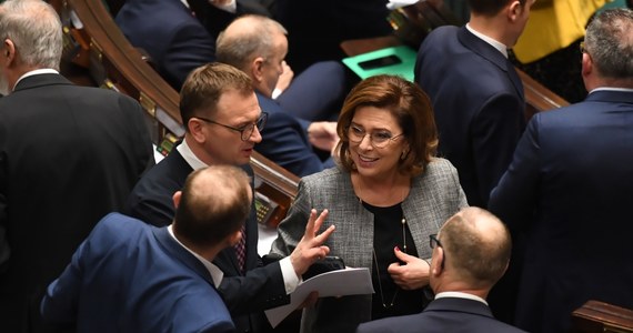 "To symboliczne zwycięstwo; presja ma sens" - podkreślają politycy partii opozycyjnych komentując udostępnienie list poparcia do KRS na stronie internetowej Sejmu. 