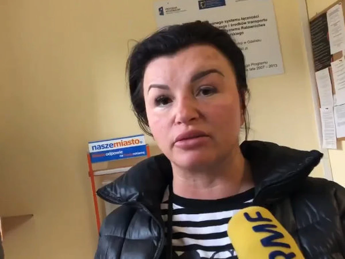 "Rozmawiałam z synem. Zadzwonił do mnie mój były partner. Syn jest bardzo spokojny, prawdopodobnie został mu podany jakiś środek uspokajający" – powiedziała pani Karolina, mama uprowadzonego 10-letniego Ibrahima. Chłopca w niedzielę wieczorem porwał w Gdyni jego ojciec - z pochodzenia Marokańczyk. Matka 10-latka boi się, że jej były partner zdołał już wywieźć dziecko poza granice Polski. W związku z uprowadzeniem dziecka ogłoszono Child Alert.