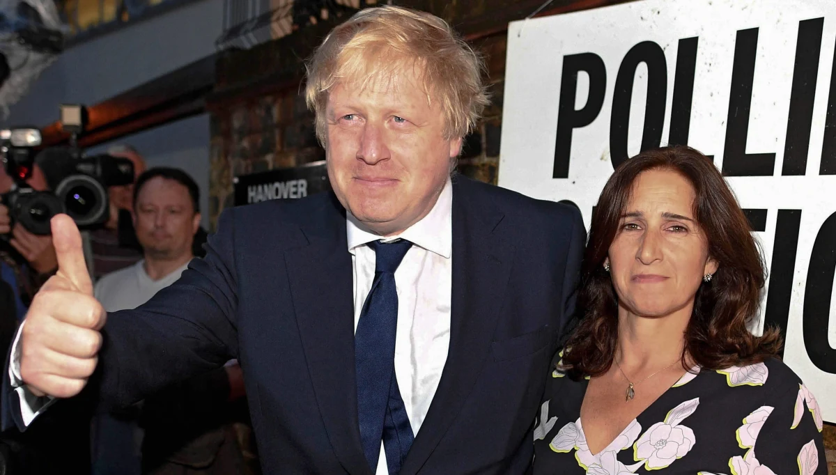 Brytyjski premier Boris Johnson i jego żona Marina Wheeler, znana prawniczka specjalizująca się w prawie rodzinnym i prawach człowieka, osiągnęli w ramach trwającego postępowania rozwodowego porozumienie finansowe - taką informację przekazał sąd rodzinny w Londynie. Szczegóły porozumienia nie są znane.