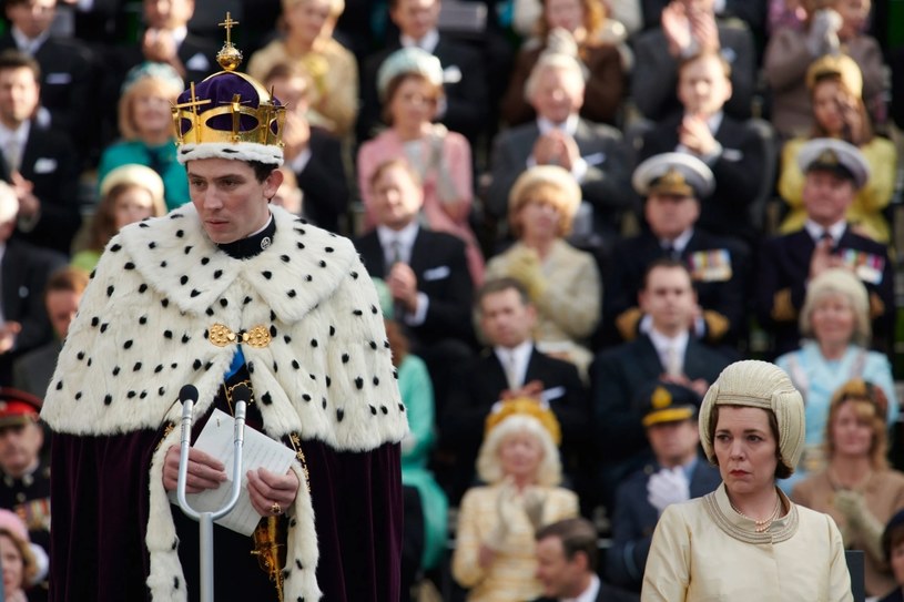 Jednym z najjaśniejszych punktów trzeciego sezonu serialu "The Crown", który na Netfliksie pojawił się w zeszłym roku, był grający księcia Karola Josh O'Connor. Aktor nie ma wątpliwości, że w dostaniu tej roli pomogły mu... odstające uszy.

