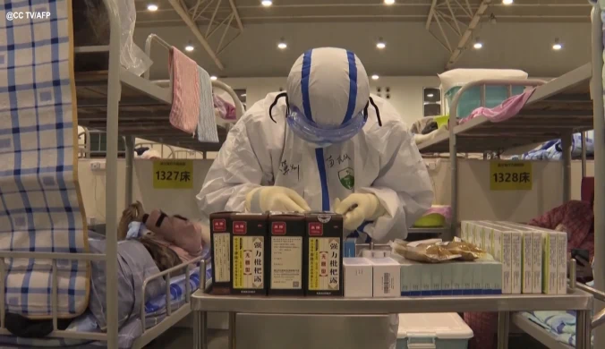 Koronawirus: Liczba ofiar śmiertelnych przekroczyła 2000