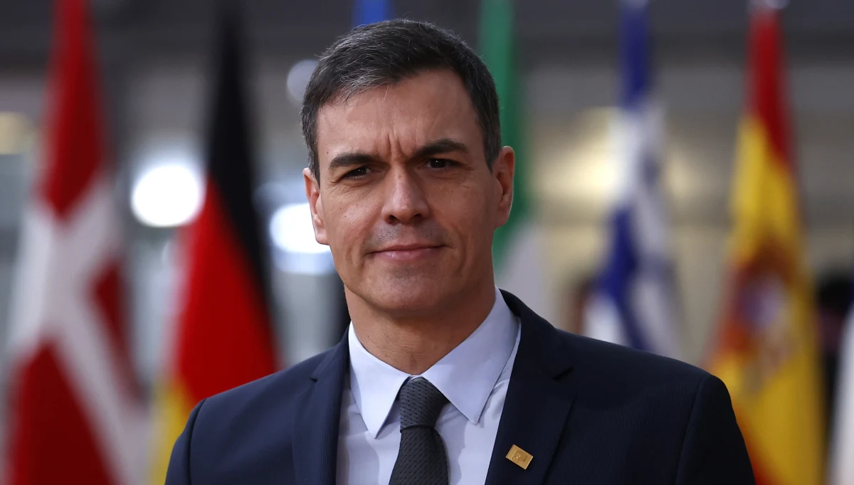 Konflikt w gabinecie Pedro Sancheza. Hiszpańska Socjalistyczna Partia Robotnicza (PSOE) i lewicowy blok Unidas Podemos (UP) spierają się w sprawie nowego planu Ministerstwa Spraw Wewnętrznych dotyczącego nielegalnych imigrantów. Według założeń ma dojść m.in. do podwyższenia płotów granicznych w północnoafrykańskich eksklawach Hiszpanii - w Ceucie i Meilli. 