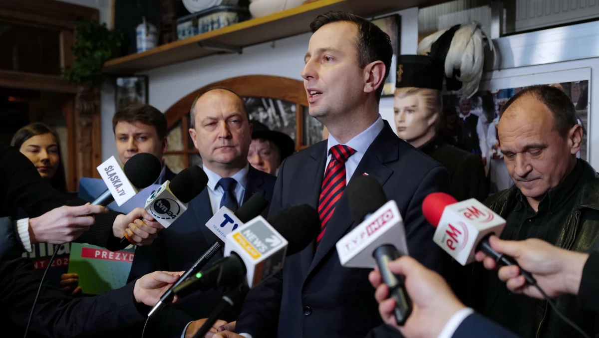 Jako pierwszy komitet wyborczy w rekordowym czasie, bo w niespełna 10 dni zebraliśmy 250 tys. podpisów pod kandydaturą Władysława Kosiniaka-Kamysza - poinformowała w piątek szefowa jego sztabu wyborczego Magdalena Sobkowiak. Dziękowała wszystkim, którzy się w tę zbiórkę zaangażowali.