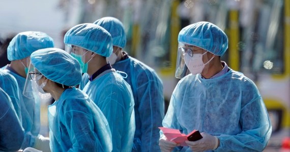 Do 16 wzrosła w ciągu jednego dnia liczba potwierdzonych przypadków koronawirusa na północy Włoch - poinformowały w piątek media, powołując się na służby medyczne w Lombardii i Wenecji Euganejskiej.