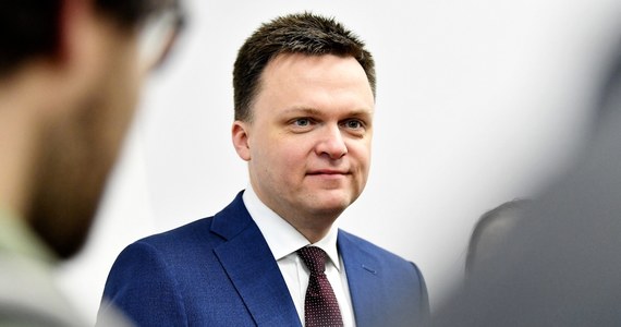 Polsce potrzebny jest prezydent niezależny, który uzdrowi istniejący w naszym kraju system - powiedział w Toruniu kandydat na prezydenta Szymon Hołownia. Jego zdaniem sens ma tylko polityka oparta na prawdzie, służbie i prostych wartościach. Hołownia w Toruniu otworzył 12. kraju wyborcze biuro Ekipy Szymona.