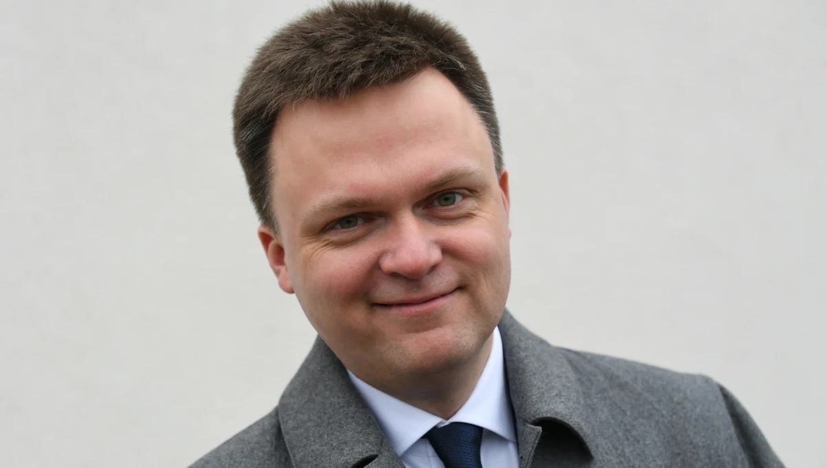 Ponad pół miliona złotych zebrał od wtorku niezależny kandydat na prezydenta Szymon Hołownia, który oświadczył, że jego kampania wyborcza w całości będzie finansowana ze środków pochodzących z crowdfundingu.