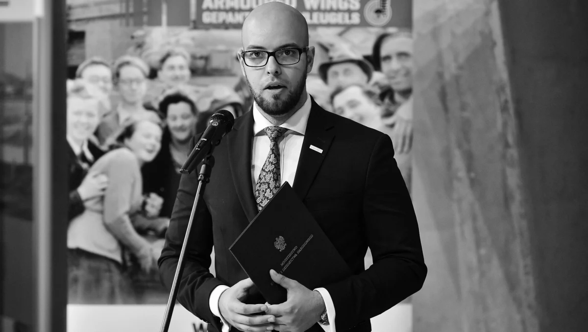 W piątek zmarł gdański radny Prawa i Sprawiedliwości Dawid Krupej. Samorządowiec miał 29 lat. O śmierci polityka poinformowała w sobotę jego siostra, Stefania Krupej.