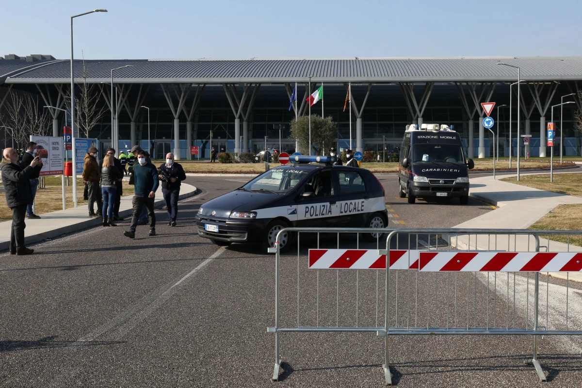 We Włoszech zmarła trzecia osoba, która była zarażona koronawirusem. To pacjentka szpitala w mieście Crema w Lombardii, która przebywała na oddziale onkologii.