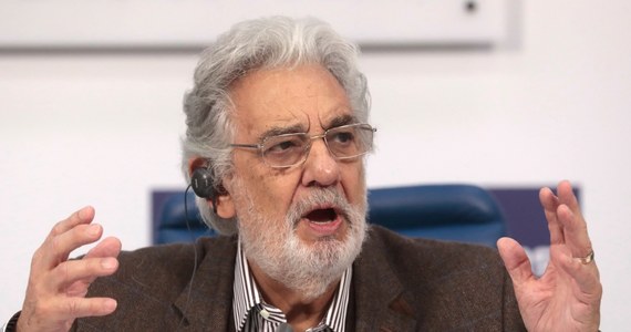 Hiszpański tenor Placido Domingo - oskarżany o molestowanie seksualne przez 20 kobiet w USA - zwrócił się do swych ofiar z prośbą o przebaczenie. "Biorę odpowiedzialność za swe czyny" - oświadczył 79-letni tenor, który do tej pory odrzucał oskarżenia.