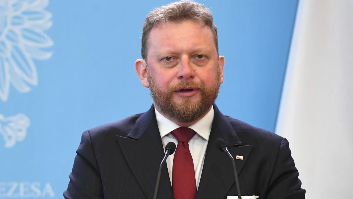 Każdy, kto wymaga przeprowadzenia badania na obecność koronawirusa ma je zapewnione bezpłatnie – podkreślił we wtorek minister zdrowia Łukasz Szumowski. Zapewnił, że w Polsce nie ma przypadku koronawirusa, ale prędzej czy później pojawi się.