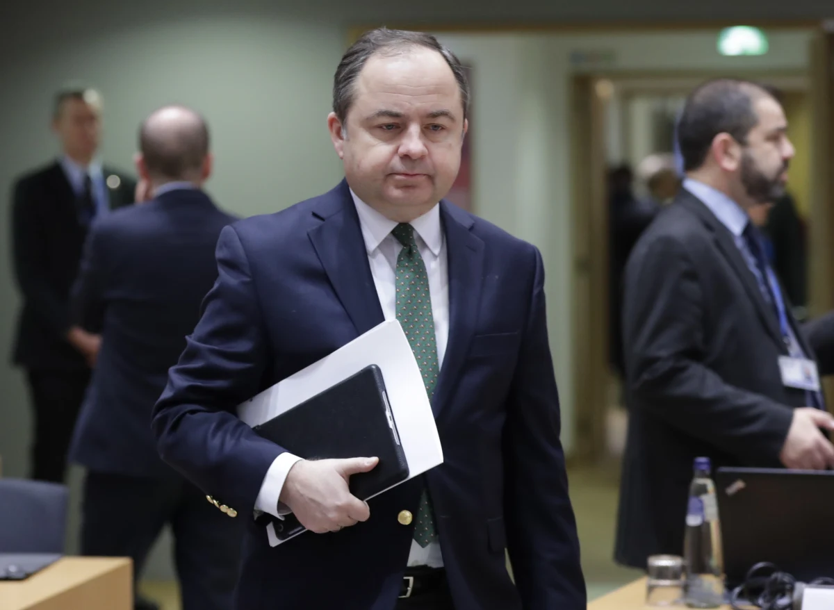 Polska przekaże wkrótce do Komisji Europejskiej raport dotyczący działań protekcjonistycznych i dyskryminacyjnych wobec polskich firm na jednolitym rynku unijnym - zapowiedział w Brukseli minister ds. europejskich Konrad Szymański.