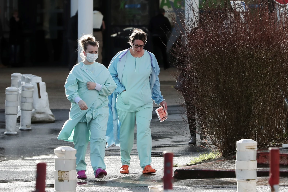 ​Od 31 grudnia 2019 r. do 26 lutego 2020 r. na całym świecie odnotowano ponad 81 tys. potwierdzonych przypadków zapalenia płuc spowodowanego nowym koronawirusem. Umarły 2764 osoby, co stanowi 3,4 proc. wszystkich zarażonych. W Europie koronawirus najszybciej rozprzestrzenia się we Włoszech, gdzie odnotowano już 424 przypadki zachorowań.