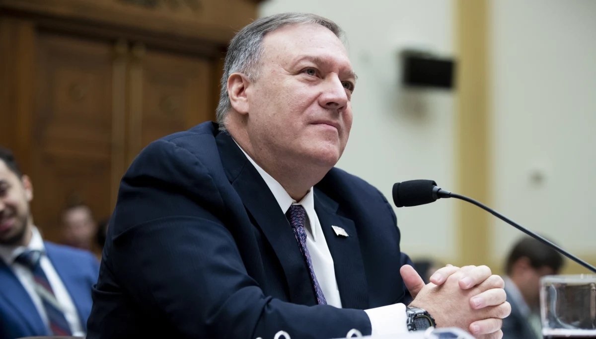 Sekretarz stanu USA Mike Pompeo powiedział w piątek, że Stany Zjednoczone zaoferowały pomoc w walce z epidemią koronawirusa Iranowi, gdzie Covid-19 zabił 34 osoby. Jednocześnie podał w wątpliwość wiarygodność informacji płynących z Iranu o zakażenia i zgonach.