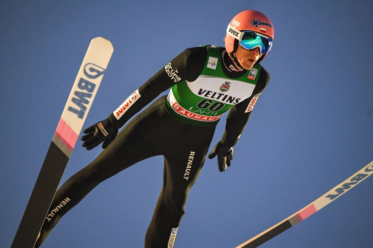 W fińskim Lahti przeprowadzony zostanie dzisiaj jubileuszowy, 1000. konkurs indywidualny Pucharu Świata w skokach narciarskich! W poprzednim - numer 999. i także w Lahti - triumfował lider PŚ Austriak Stefan Kraft. W polskiej ekipie dobrze spisali się wówczas Kamil Stoch i Dawid Kubacki, którzy uplasowali się na 5. i 6. pozycji.