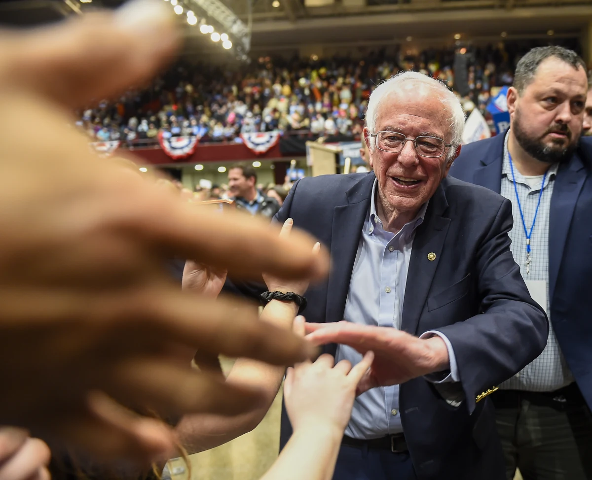 W "superwtorek" w amerykańskich prawyborach zagłosuje 14 stanów, w tym dwa najludniejsze - Teksas i Kalifornia. Kandydaci walczyć będą o ponad jedną trzecią delegatów, którzy podczas konwencji demokratów w lipcu wskażą nominata partii w wyborach prezydenckich.