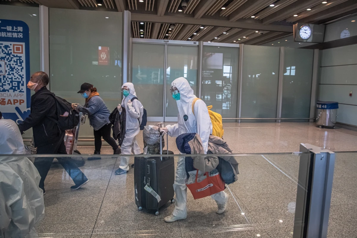 Światowa Organizacja Zdrowia ogłosi najwyższy stopień zagrożenia, jeśli zarażenia między osobami, które nie były w Chinach, staną się powszechne – pisze w czwartek "Rzeczpospolita”.