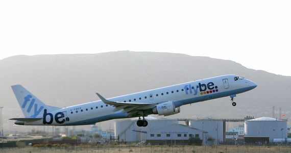 Brytyjski regulator rynku transportu lotniczego poinformował o upadku linii lotniczych Flybe. Osoby, które miały zaplanowane podróże na pokładach ich samolotów, proszone są o zorganizowanie sobie alternatywnego transportu.