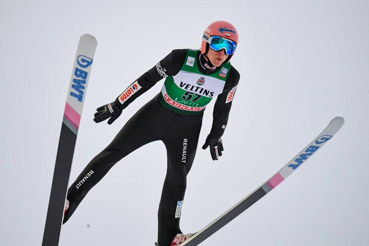 Bez udziału kibiców przeprowadzone zostaną zaplanowane na najbliższy weekend w Oslo zawody Pucharu Świata w skokach narciarskich. Powodem jest epidemia koronawirusa. Zamknięte dla publiczności pozostaną również zmagania w biegach narciarskich i kombinacji norweskiej.