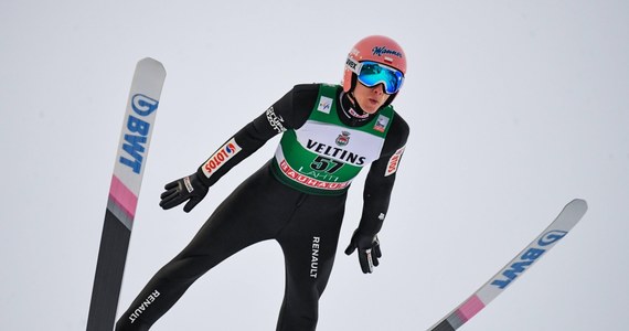 Bez udziału kibiców przeprowadzone zostaną zaplanowane na najbliższy weekend w Oslo zawody Pucharu Świata w skokach narciarskich. Powodem jest epidemia koronawirusa. Zamknięte dla publiczności pozostaną również zmagania w biegach narciarskich i kombinacji norweskiej.