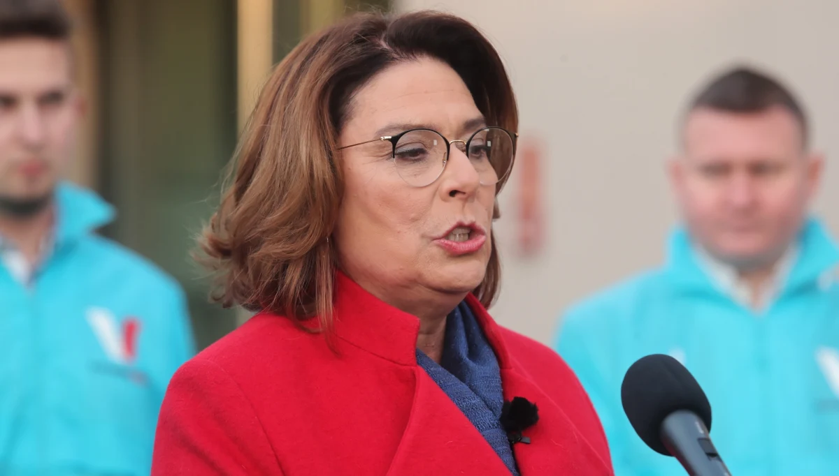 Pieniądze są potrzebne na leczenie chorych, a nie na propagandę - powiedziała w Pile (Wielkopolskie) kandydatka KO na prezydenta Małgorzata Kidawa-Błońska. Podkreśliła, że co roku u 20 tys. kobiet stwierdzany jest rak piersi. 