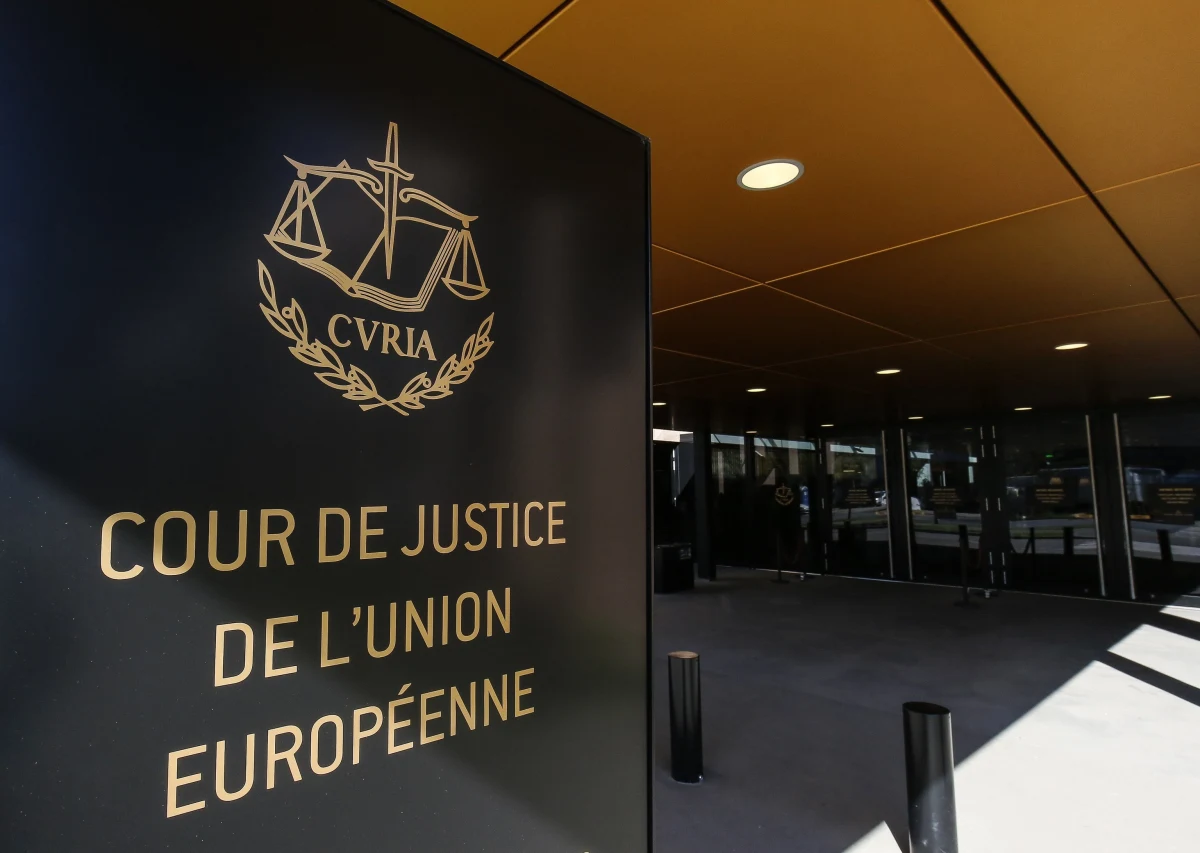 Pięć krajów Unii: Dania, Belgia, Holandia, Szwecja i Finlandia poparły wniosek Komisji Europejskiej do TSUE o zastosowanie środka tymczasowego, czyli zamrożenie Izby Dyscyplinarnej Sądu Najwyższego w Polsce - dowiedziała się korespondentka RMF FM w Brukseli Katarzyna Szymańska - Borginon. Kraje te będą mogły zabrać głos podczas rozprawy, która odbędzie się w najbliższy poniedziałek.