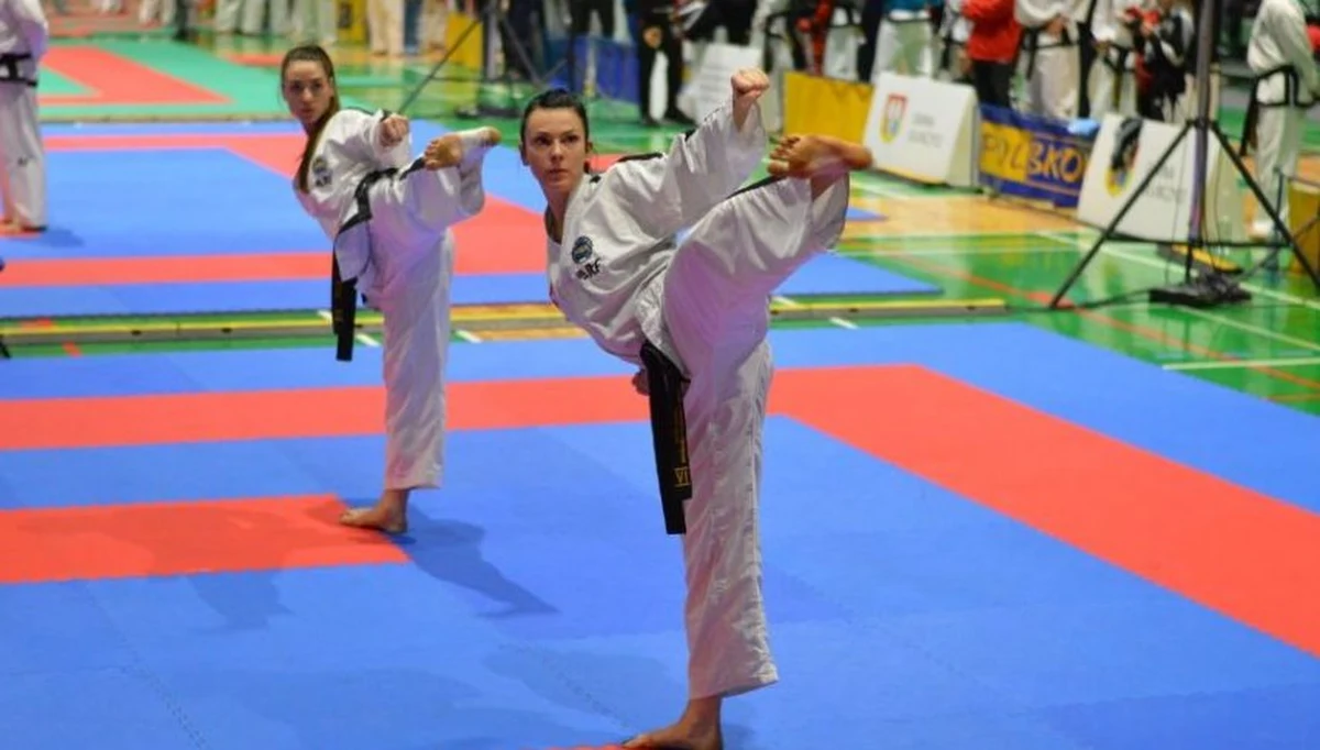 ​Sierżant sztabowy Marta Mysur to policjantka Komendy Wojewódzkiej Policji w Łodzi. Jej wielką pasją są sztuki walki - jest w reprezentacji Polski służb mundurowych w kickboxingu, a w połowie lutego z międzynarodowego turnieju w taekwondo Latvian Cup 2020 przywiozła 3 złote medale.