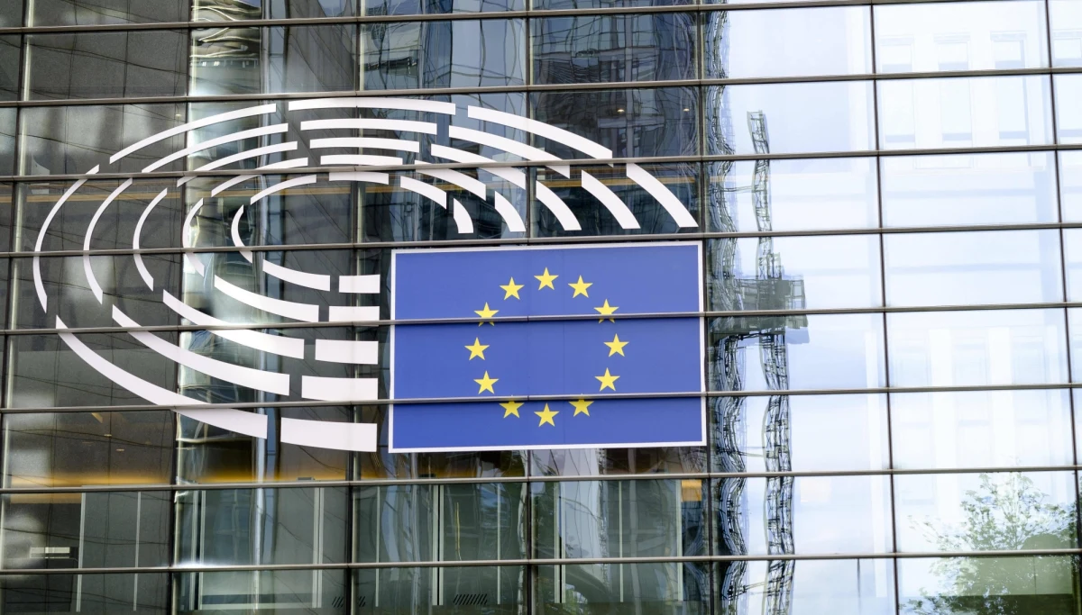 Zaplanowana na bieżący tydzień sesja Parlamentu Europejskiego została skrócona i potrwa tylko do wtorku. Posiedzenia w środę i czwartek odwołano - wynika z nieoficjalnych informacji PAP. 